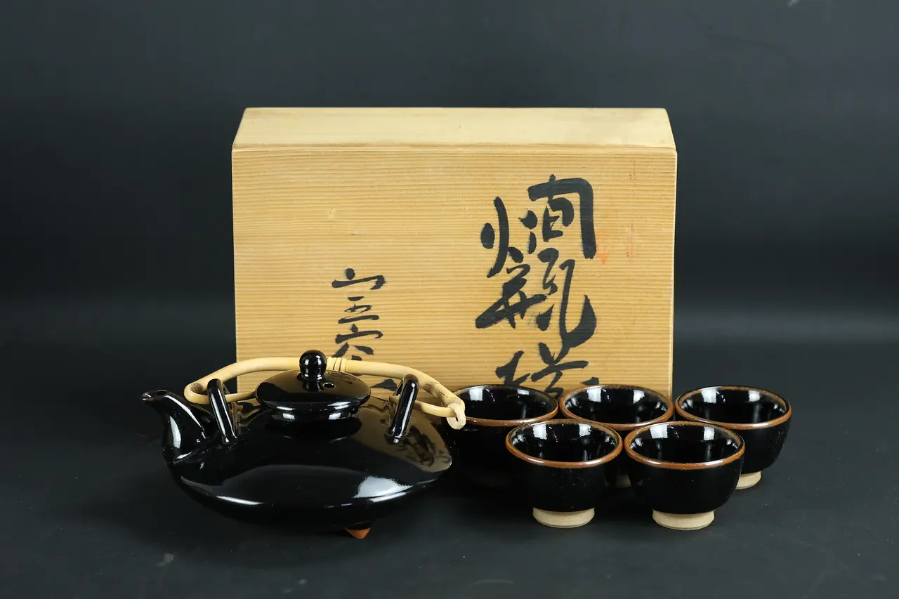 茶类：急须与茶杯套组