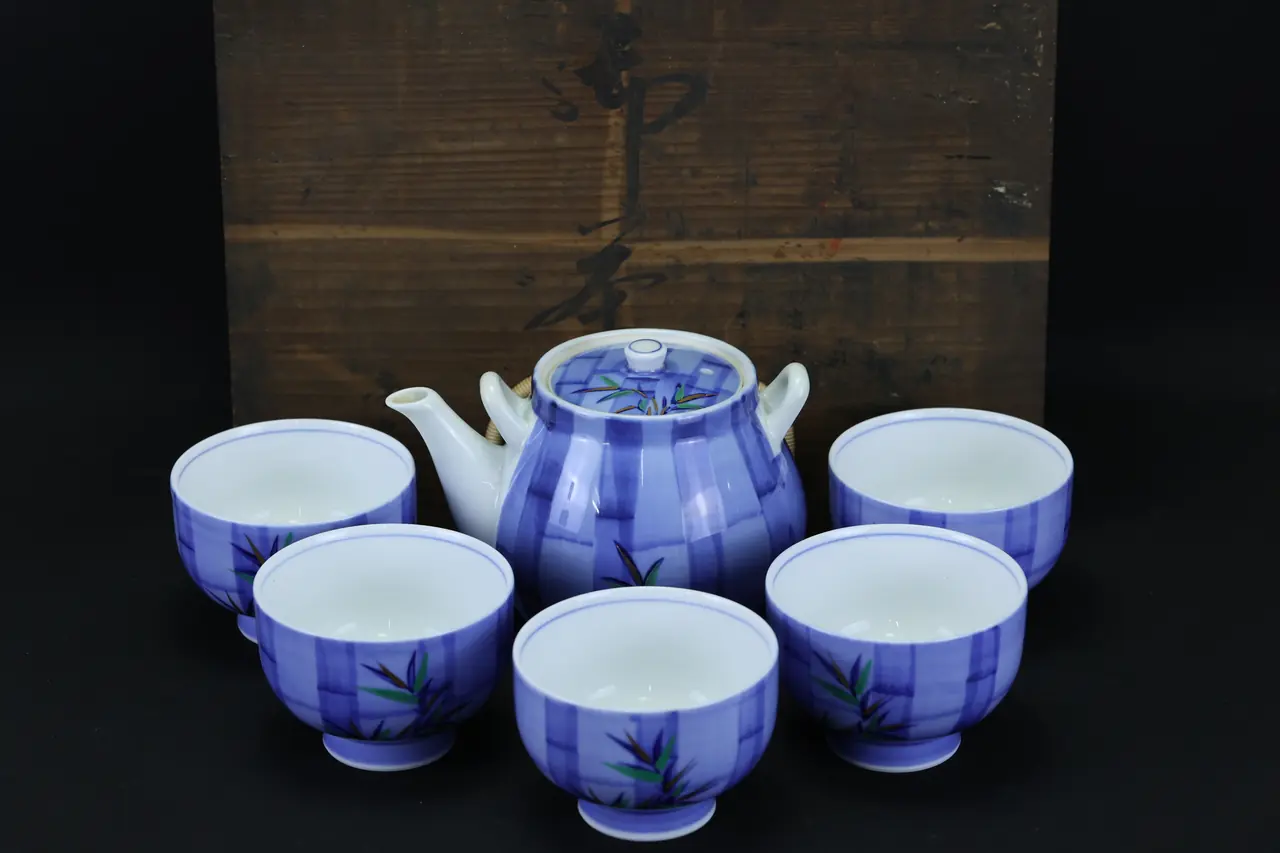 茶类：急须与茶杯套组