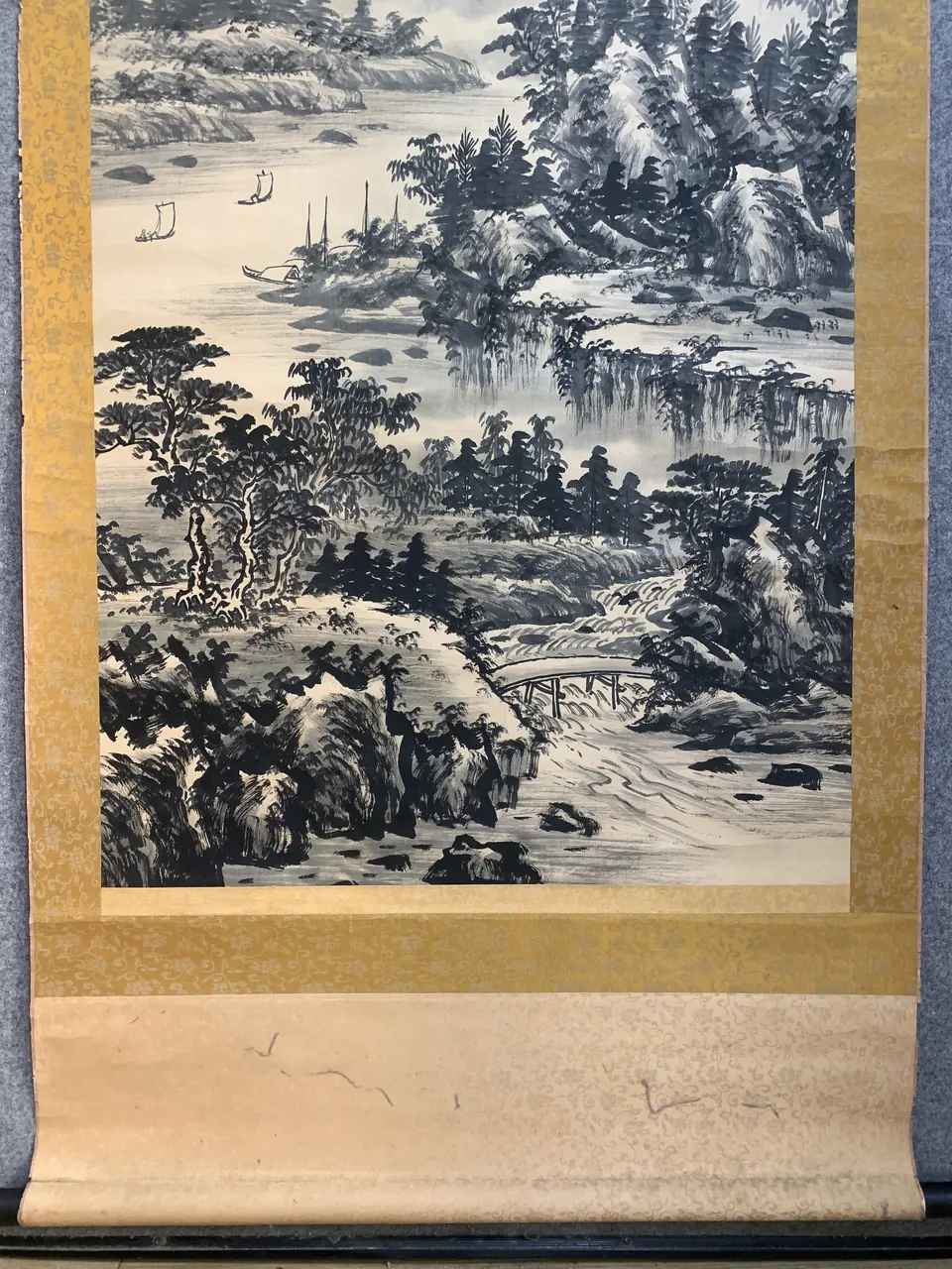 书画类：山水图挂轴