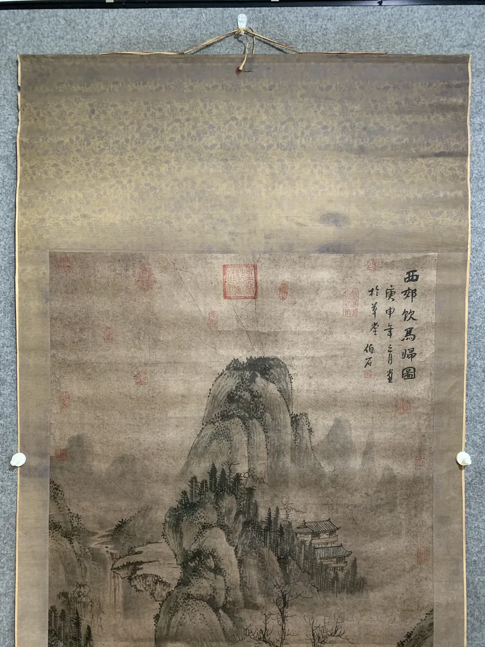 书画类：同一山水人物图挂轴近景